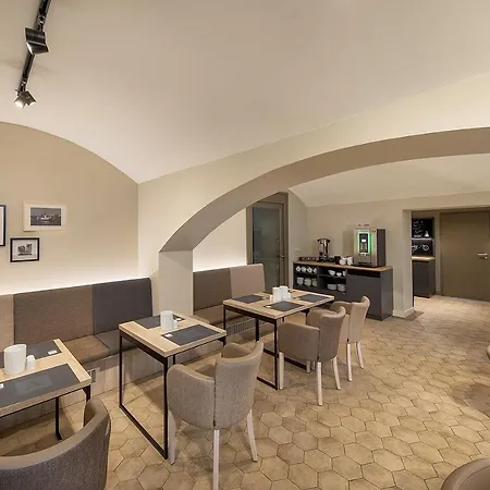 Avenue Legerova 19 Apartman