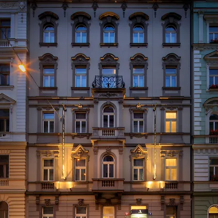Avenue Legerova 19